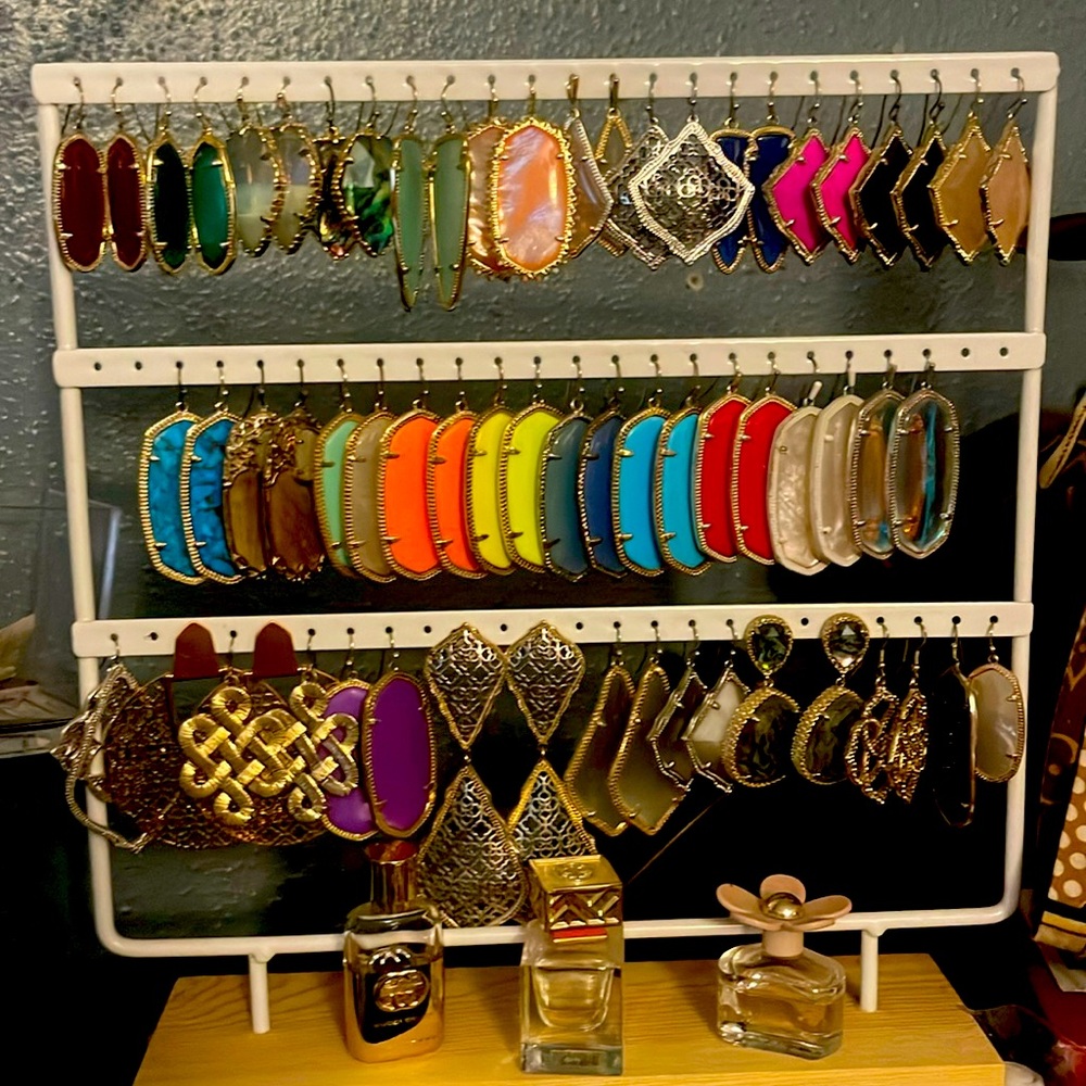 Kendra Earring Collection